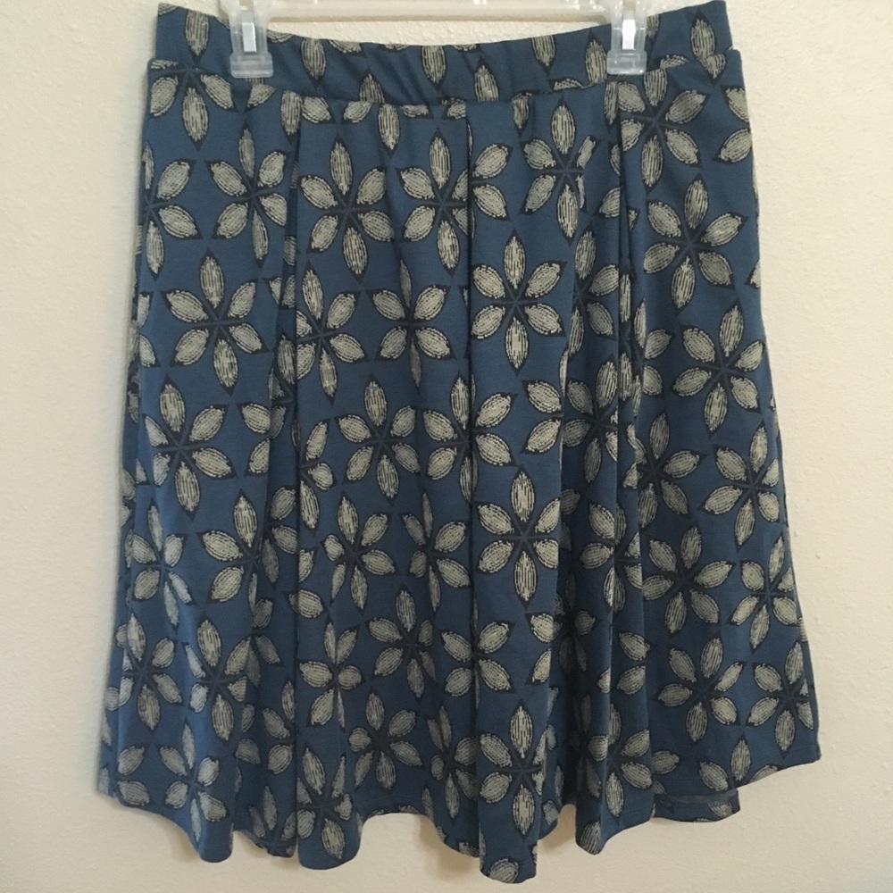 NWOT LLR LuLaRoe Madison Skirt